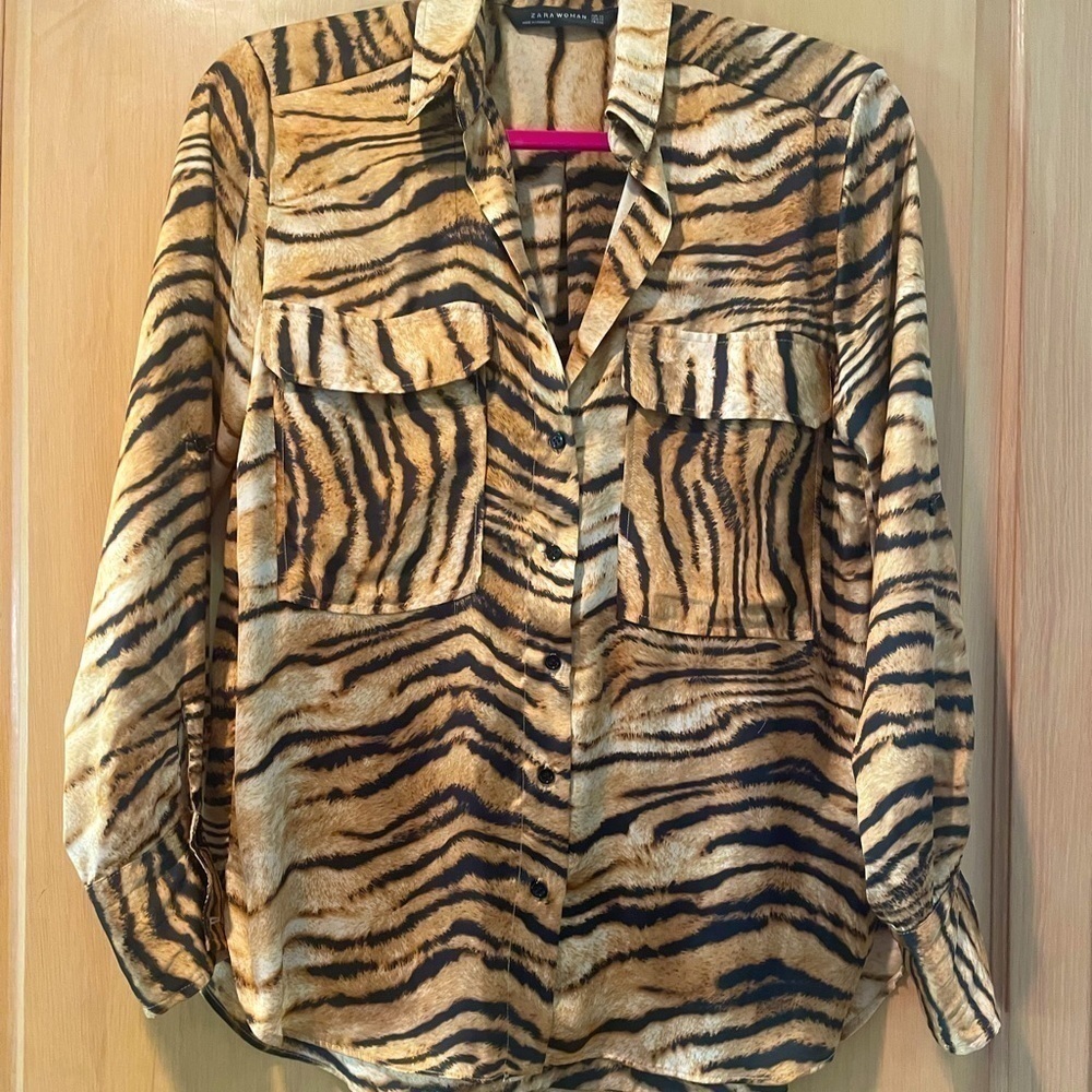 Zara Animal Print Blouse​​​​​​​​​​​